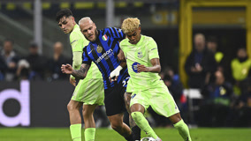 意甲媒体热议：米兰前锋希门尼斯未来扑朔迷离，媒体坚称他将离开而经纪人否认！（意媒聚焦：米兰前锋希门尼斯去留成谜，媒体称将离队经纪人予以否认）