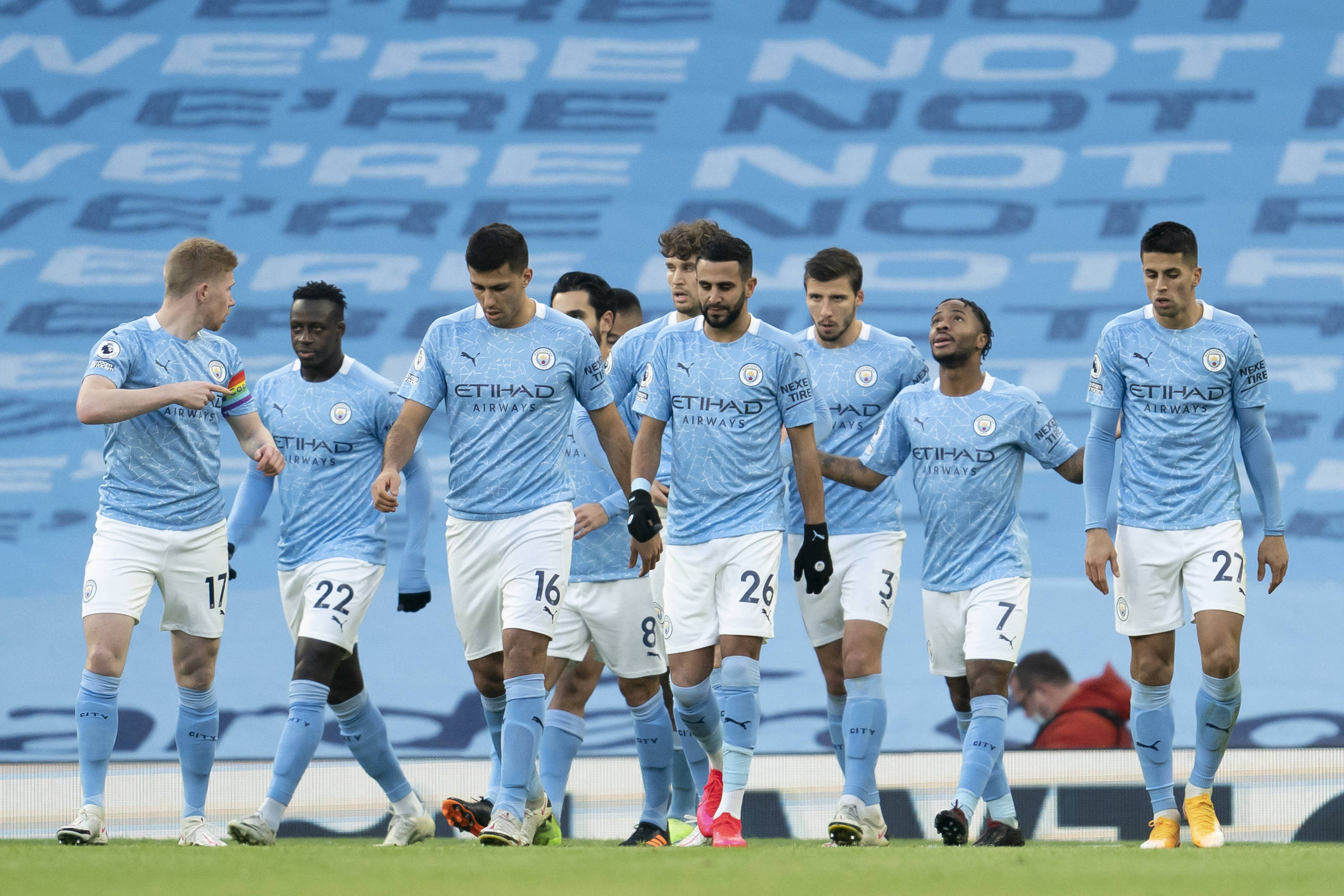 NBA战报：西亚卡姆24分准绝杀，步行者103-101险胜公牛（NBA快报：西亚卡姆24分读秒致命一击，步行者103-101险擒公牛）